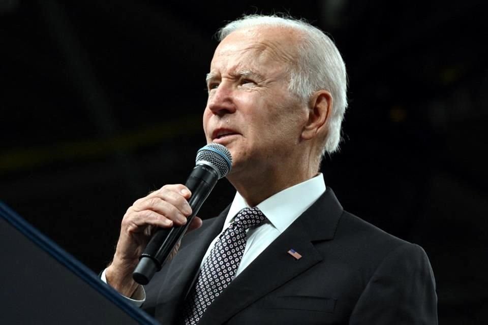 El Presidente Joe Biden habla durante un evento en IBM en Poughkeepsie, Nueva York.