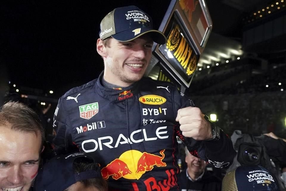 Verstappen conquistó su primer título el año pasado, el cual se definió en la última carrera en Abu Dabi.