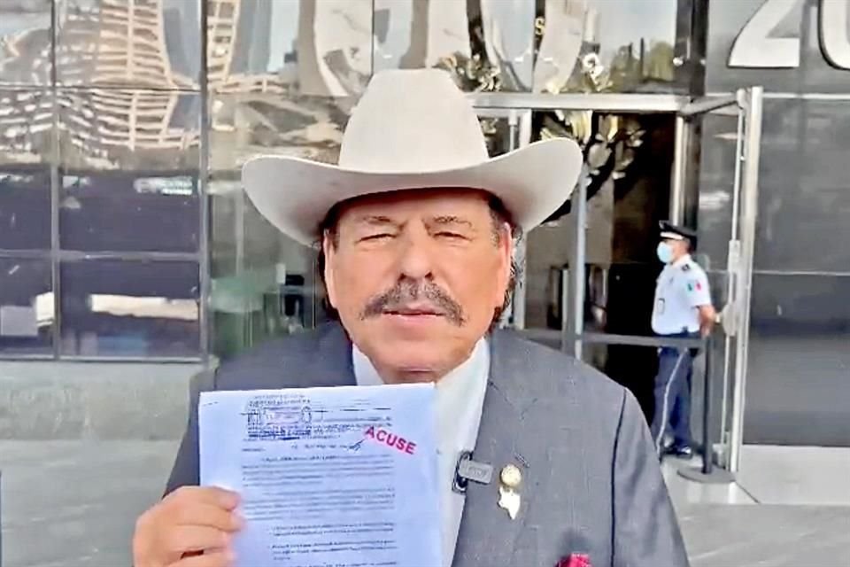 El senador morenista Amando Guadiana acusó a Jesús Ramírez, vocero presidencial, de atacarlo para debilitar su posible candidatura a Coahuila.