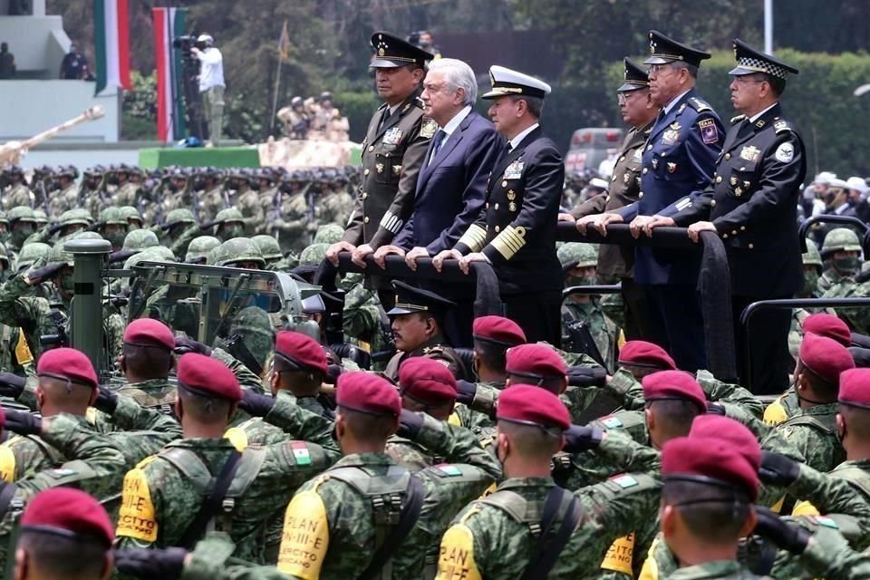 El Presidente Andrés Manuel López Obrador aseguró en una de sus conferencias matutinas que el Ejército no tiene aspiraciones de poder.