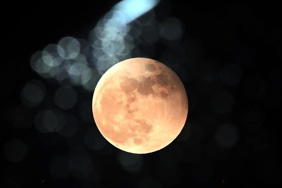 Hasta el 2025 volverá a presentarse otro eclipse total de Luna. El de la madrugada de este martes, fue el segundo que se pudo apreciar este 2022.