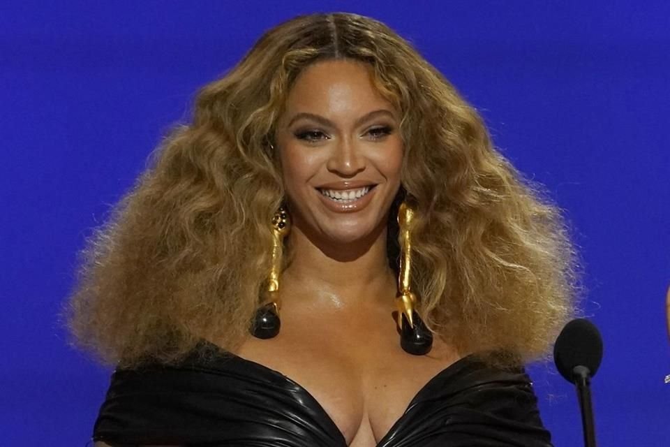 Entre los nominados a las categorías principales para la entrega número 65 de los Grammy se encuentran Beyoncé, Adele y Harry Styles.