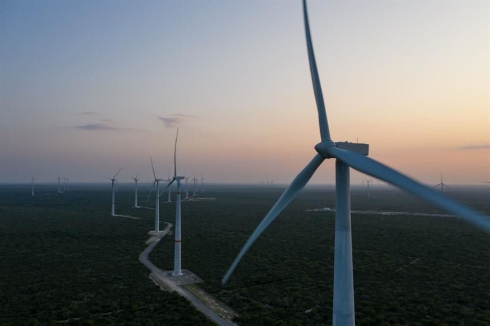 Durante 2022, la capacidad instalada de parque eólicos para generación eléctrica desaceleró, debido a políticas de Gobierno, aseguraron empresarios del sector.