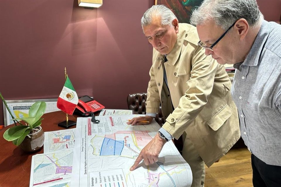 El Secretario de Gobernación Adán Augusto López afina los pormenores en la logística para la contramarcha del domingo a la que convocó AMLO.