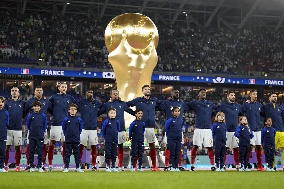 Francia busca ser bicampeona del Mundo y romper la 'maldición' de los últimos campeones que no han podido refrendar sus buenas actuaciones..