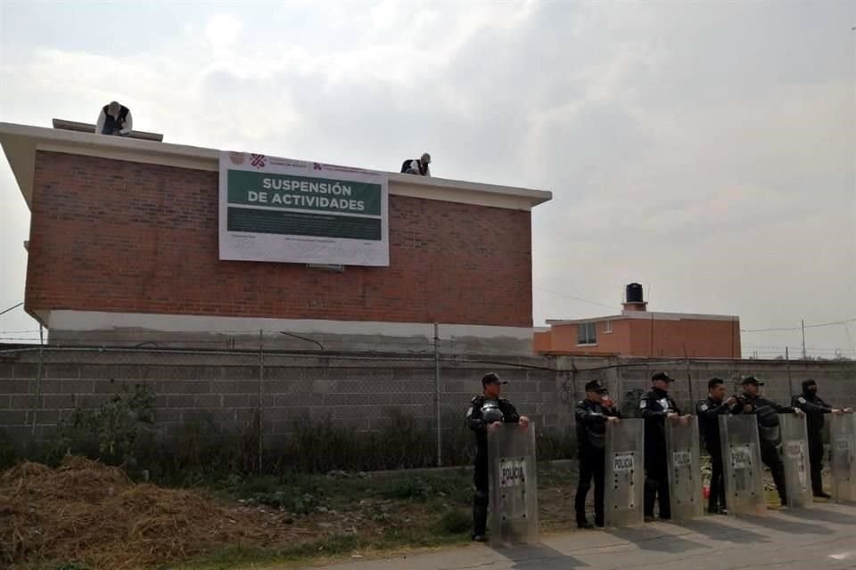 La Procuraduría Ambiental y de Ordenamiento Territorial acudió a verificar una serie de obras en Tláhuac, mismas que fueron suspendidas.