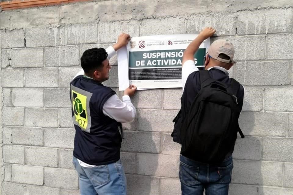 La Procuraduría Ambiental y de Ordenamiento Territorial acudió a verificar una serie de obras en Tláhuac, mismas que fueron suspendidas.