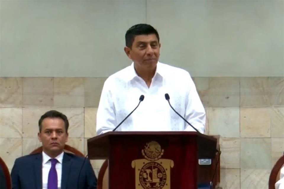 Salomón Jara, Gobernador de Oaxaca, confirmó desvíos en la entrega directa de dinero a los municipios afectados por el huracán 'Agatha'.