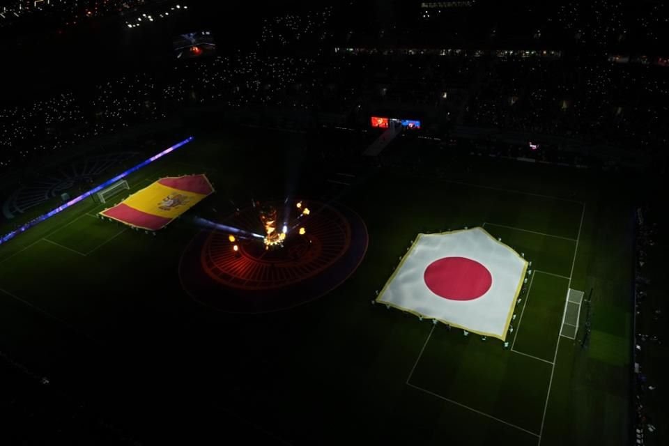 Japón y España se enfrentaron en el Estadio Internacional Khalifa.