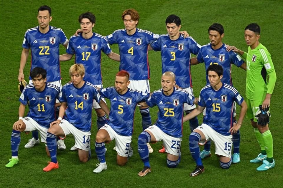Gonda; Yamane, Yoshida, Kou Itakura; Junya Ito, Morita Tanaka, Nagatomo; Kubo, Kamada y Maeda fue la alineación de Japón.
