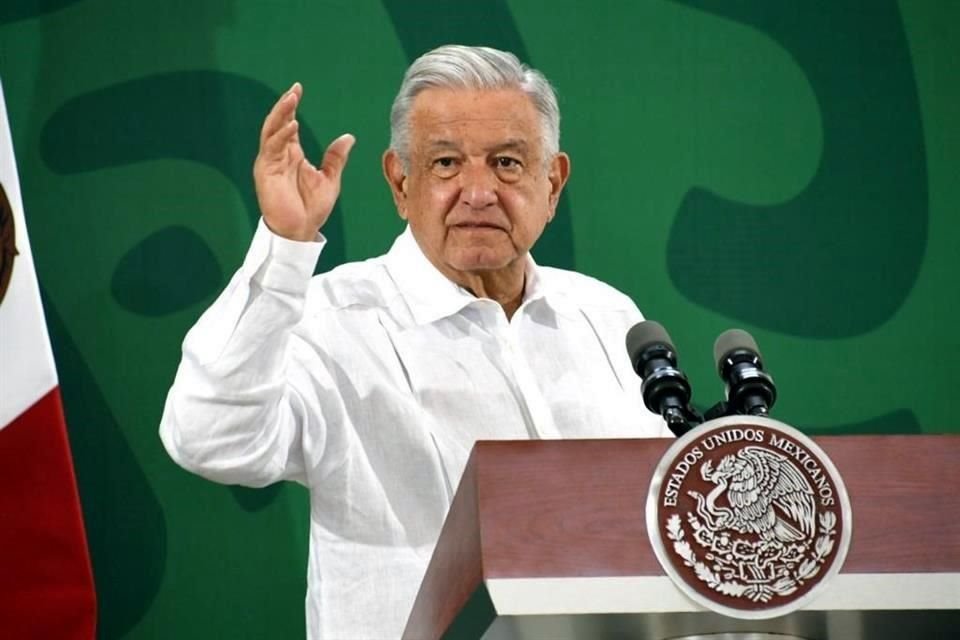 El Mandatario ofreció su conferencia matutina en el Museo Naval México en la entidad veracruzana.