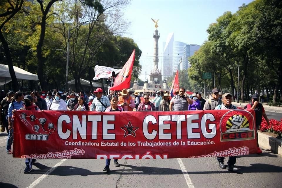 Maestros de la CNTE de Guerrero acusaron que el Presidente no dialogó con ellos.