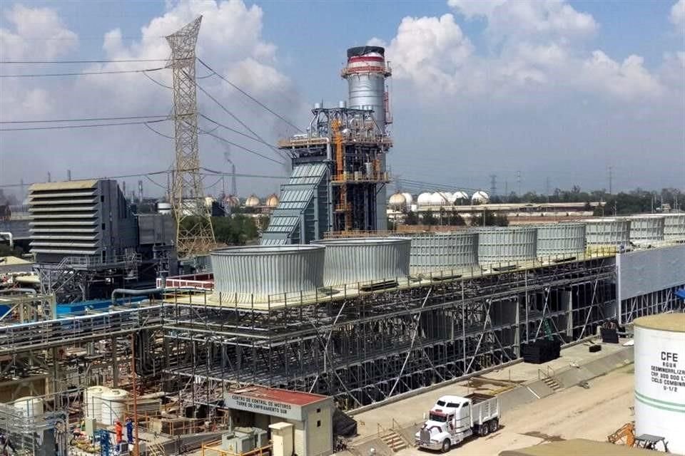 La central Francisco Prez Ros, en Tula, Hidalgo, ya est equipada para generar electricidad con gas natural o combustleo.