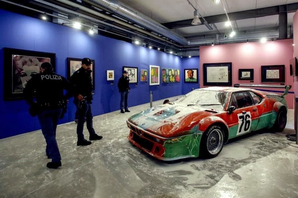 El BMW M1 fue vandalizado durante una exhibición en Milán, Italia