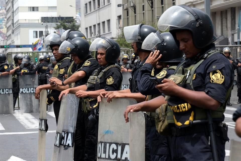Policía de Perú detuvo a Pedro Castillo.
