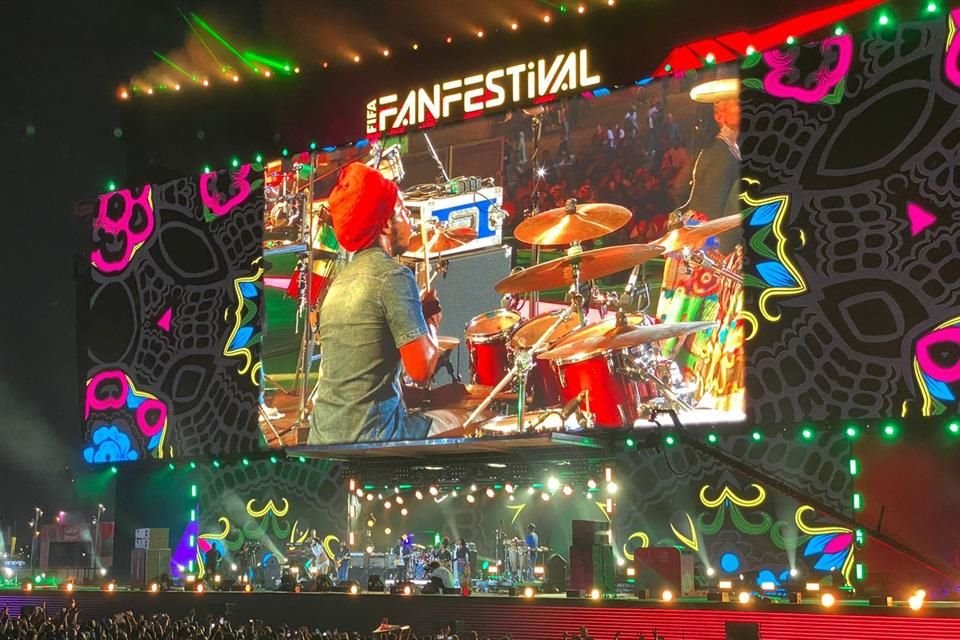 Escenario del FIFA Fan Festival donde se presentó Julian Marley.