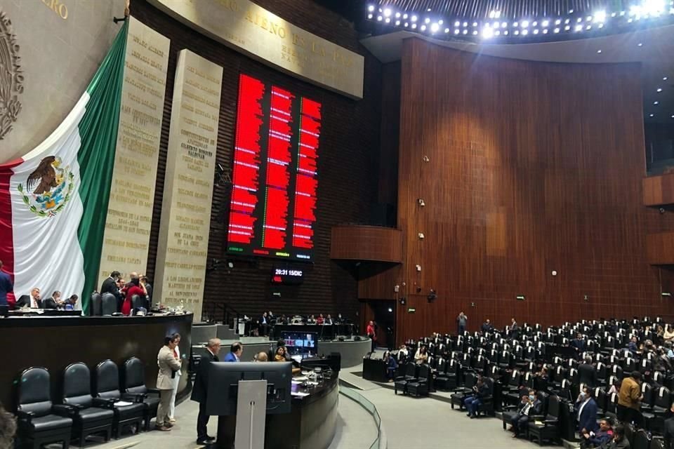 Proceso para elegir 4 consejeros del INE se suspende hasta febrero, cuando Cámara de Diputados modifique convocatoria como ordenó TEPJF.