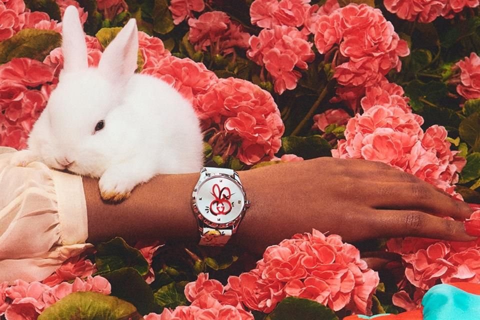 Gucci presentó una colección ready-to-wear, para mujeres y hombres, inspirada en el Año del Conejo.