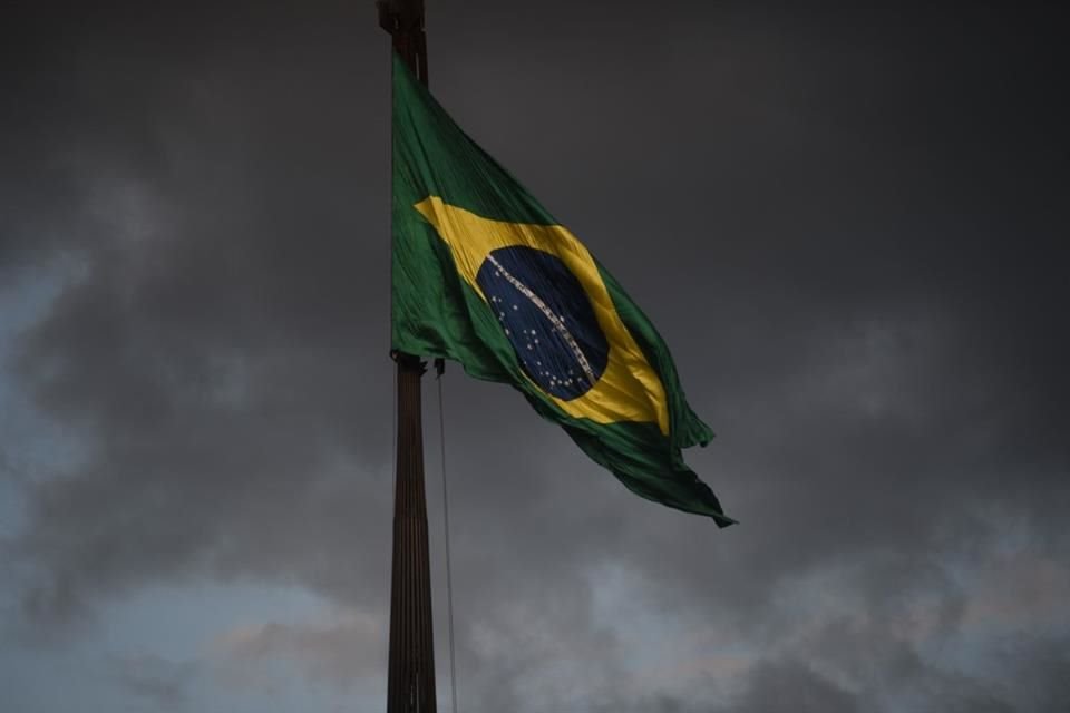 Brasil y Argentina anunciaron su decisión de avanzar en las discusiones sobre el lanzamiento de una moneda común que sería llamada 'sur'.