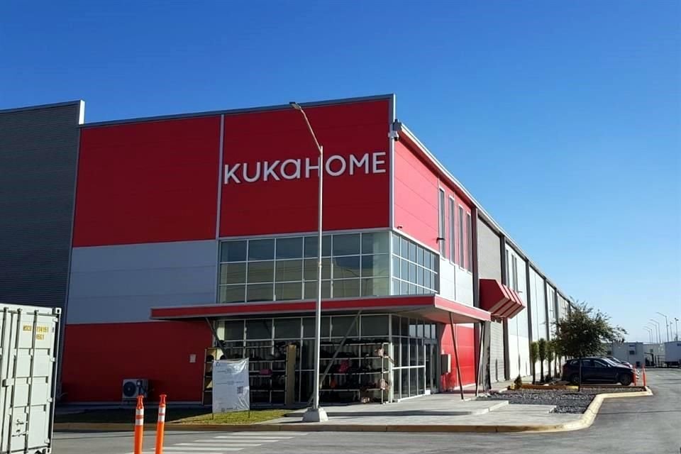 Kuka Home produce sillones y camas en Salinas Victoria, que van al mercado de Norteámerica.