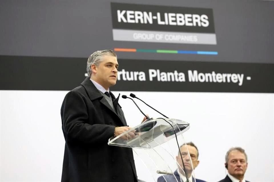 Iván Rivas, Secretario de Economía, reveló durante la ceremonia de expansión de Kern-Liebers los apoyos de financiamiento que este año destinarán a las pymes de NL.