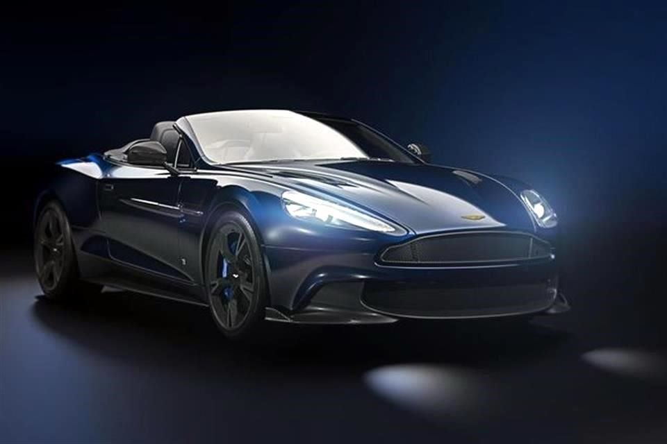Este es el Aston Martin que Brady hizo en colaboración con la firma, en el taller Q.