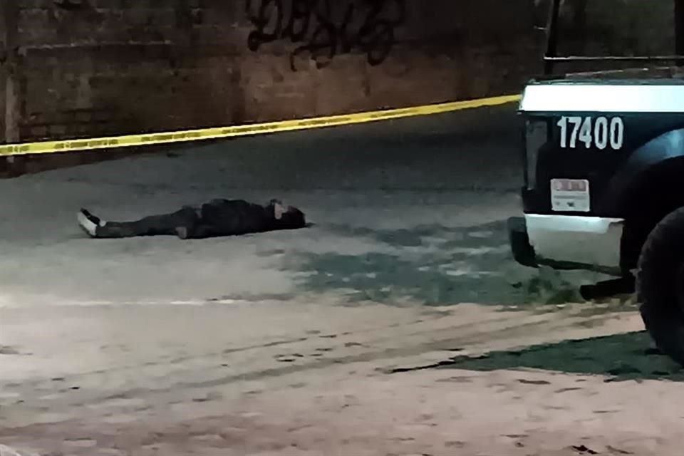 Un joven fue asesinado con un arma blanca en calles de la Colonia Nueva Santa María, en Tlaquepaque.