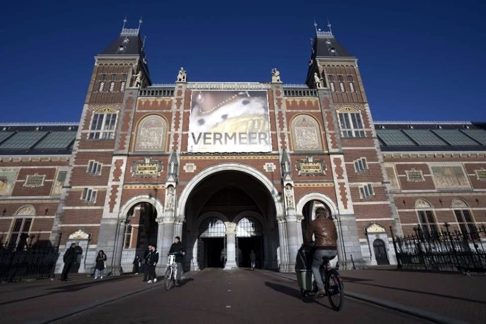 El Rijksmuseum de Ámsterdam ya ha vendido 200 mil entradas para visitar la exposición de Vermeer, que abrirá sus puertas a partir del 10 de febrero y permancerá hasta junio.