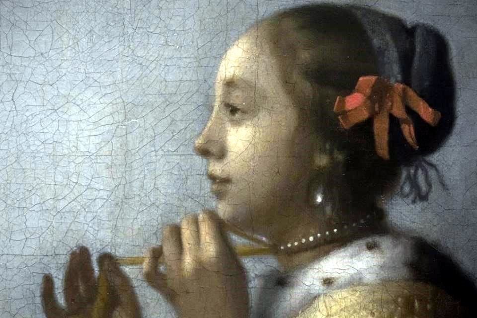 Un detalle de 'Mujer con collar de perlas', cuadro prestado por el Museo Staatliche de Berlín para la exposición en el Rijksmuseum.