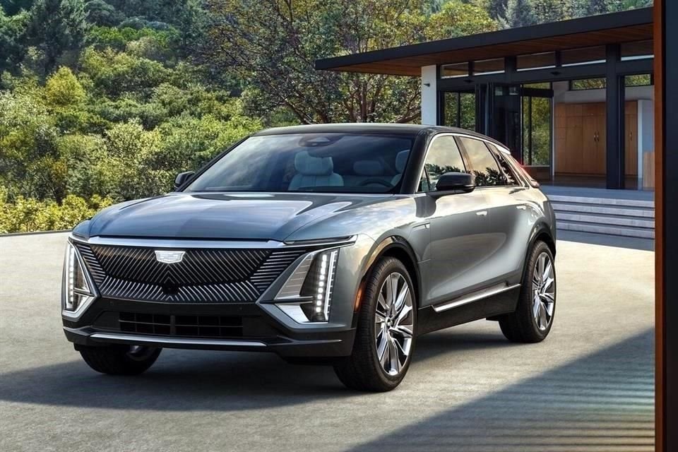 La icónica Cadillac, de General Motors, eligió un crossover para comenzar la electrificación: Lyriq.