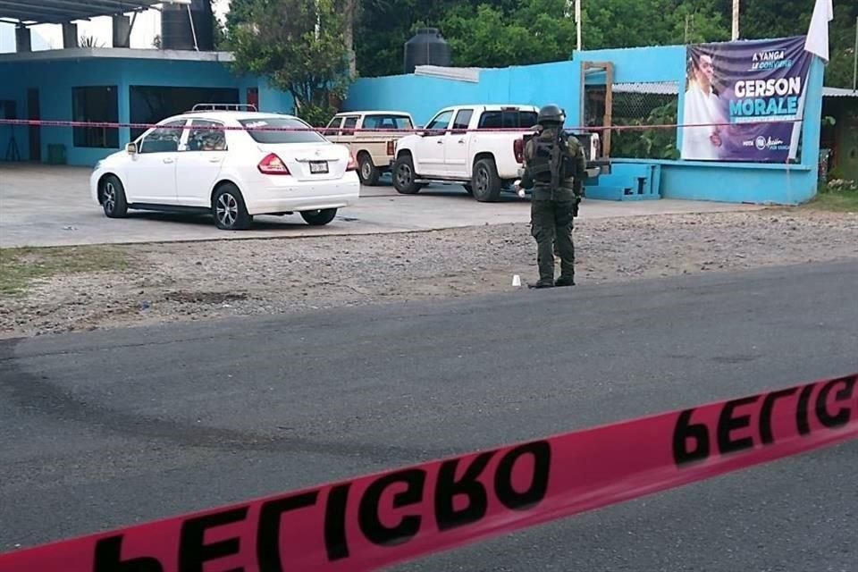 La casa de campaña del candidato, que se encuentra en Municipio de la región central montañosa de Veracruz, fue atacada.