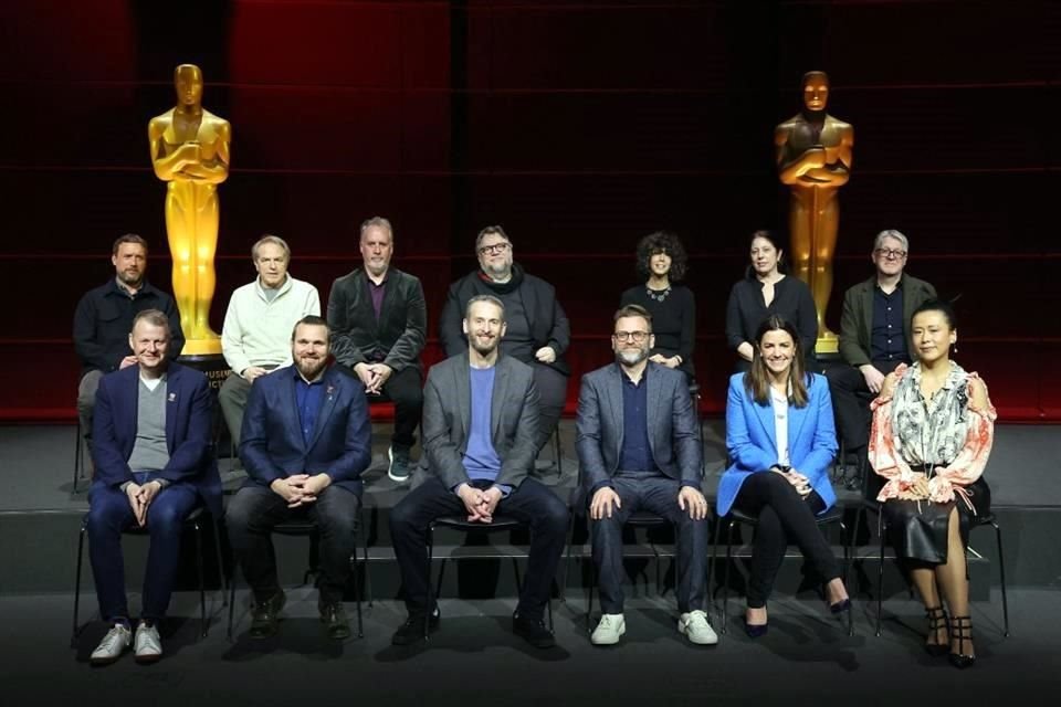 El mexicano Guillermo del Toro dijo en un evento con animadores nominados al Óscar que siempre busca los proyectos que nadie más ha hecho.