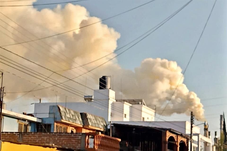 Además de ser foco de contaminación atmosférica, emisiones de refinerías de Pemex en Tula y Salamanca representan riesgos para la salud.