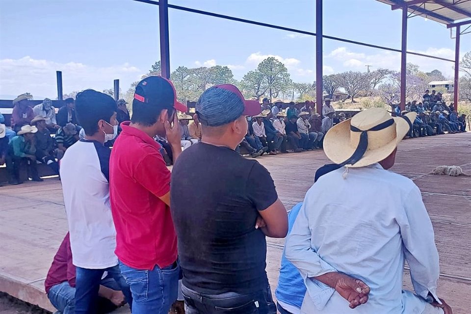 Pobladores de San Miguel Totolapan han decidido en asambleas realizar rondines de vigilancia en la Sierra.
