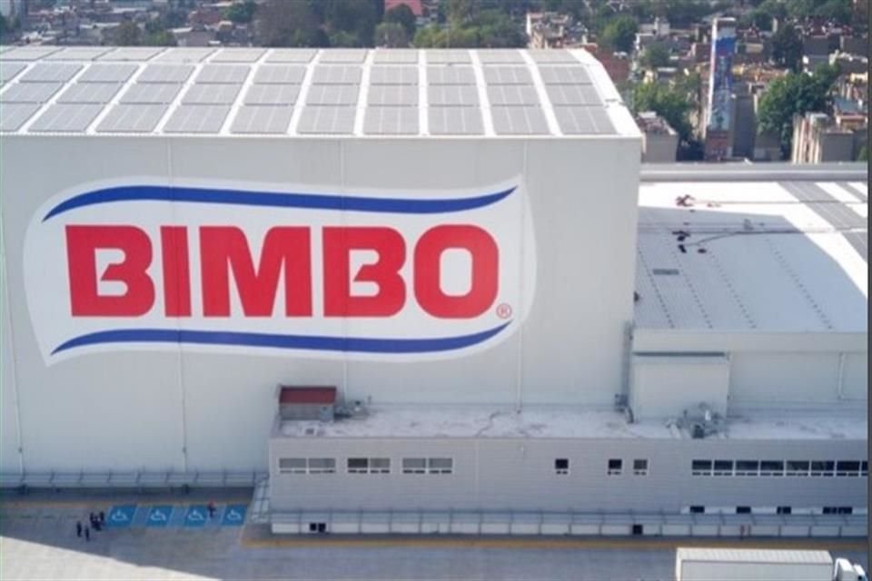 Mediante un comunicado la firma mexicana extendió su más sentido pésame a todos los miembros de su familia.