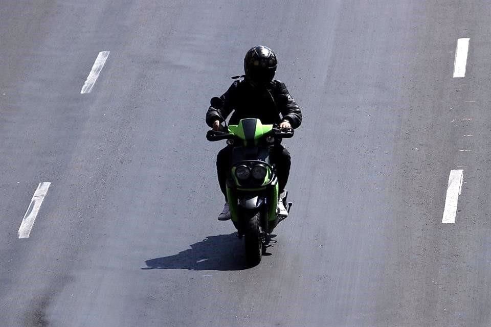 Circular sin luces, sin licencia y sin placas son las tres principales causas de infracción de motociclistas, según la Policía de Tránsito.