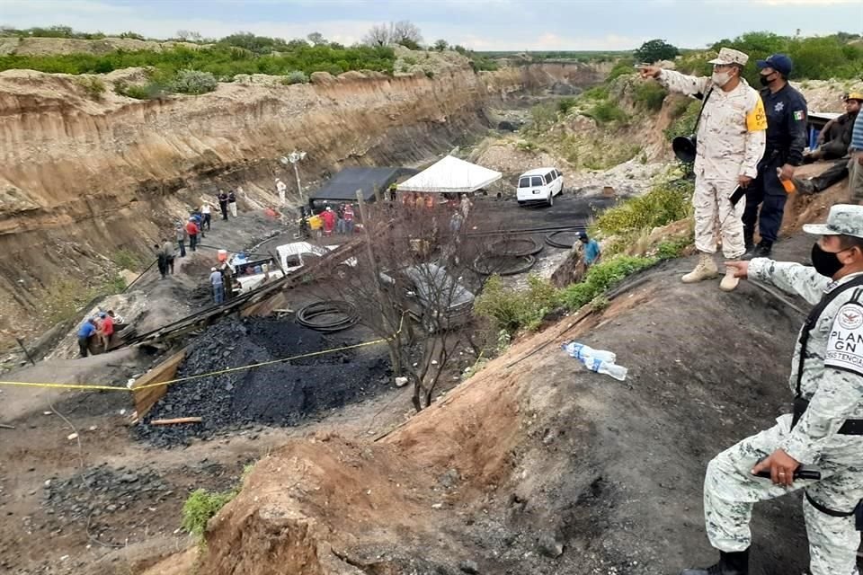 Desde hace 7 meses, director de CFE conocía condiciones de seguridad en la mina que se inundó ayer y atrapó a tragadores, acusó la OFPC.