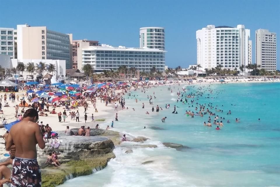 En Cancún, su oferta creció cerca de 755 habitaciones de hotel en sólo un año, según los datos de Datatur.