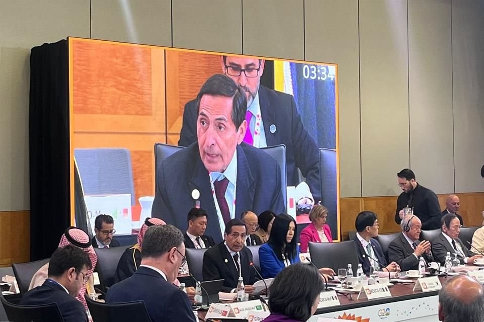 El Secretario de Hacienda, Rogelio Ramírez de la O, participa las Reuniones de Primavera del FMI y el Banco Mundial en Washington.