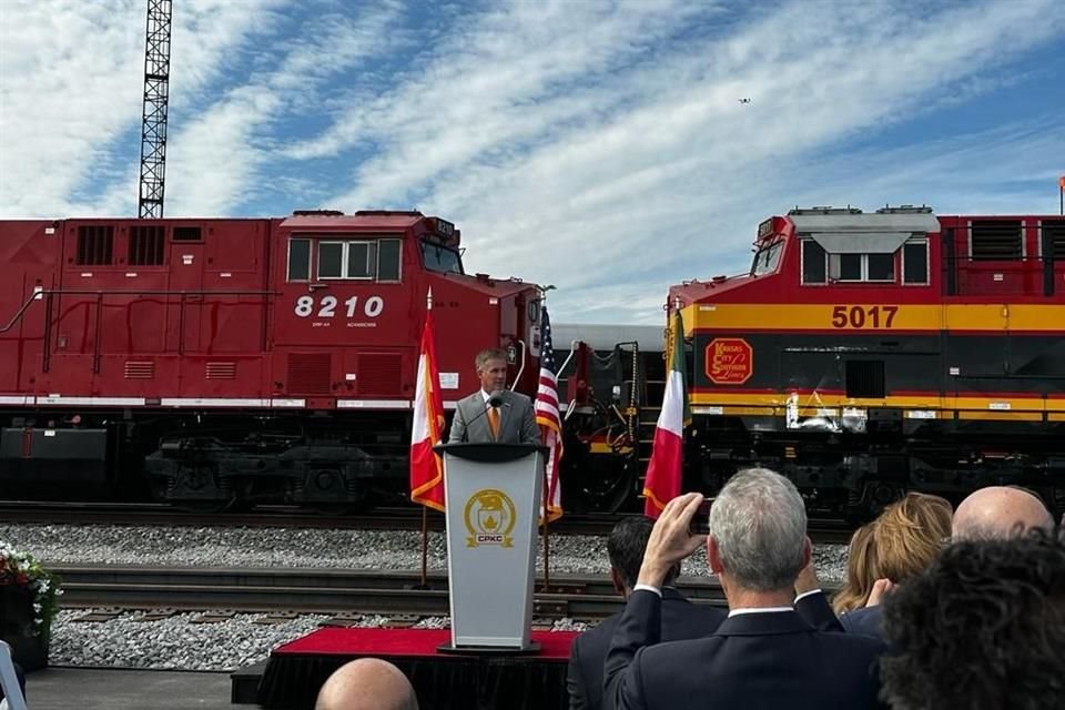 La nueva compañía conectará vía férrea a los tres países de Norteamérica.