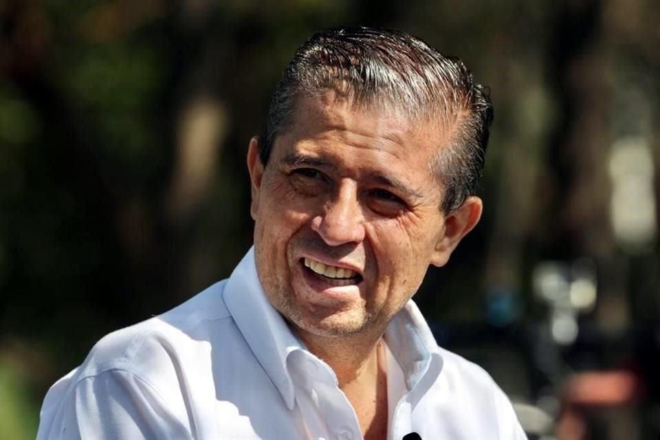 Giovani Gutiérrez, candidato de coalición Va por México, denunció acoso en su casa de campaña por parte de SSC; acusa instrumento electoral.