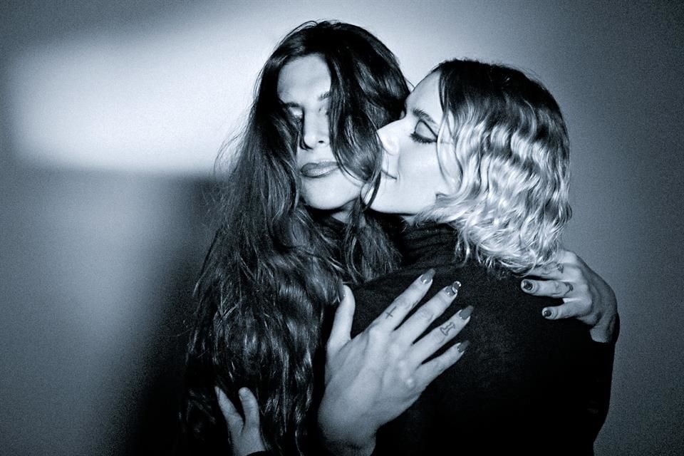Zemmoa y Tessa Ia colaboraron en el sencillo 'Mi Amor, Soy Yo'.
