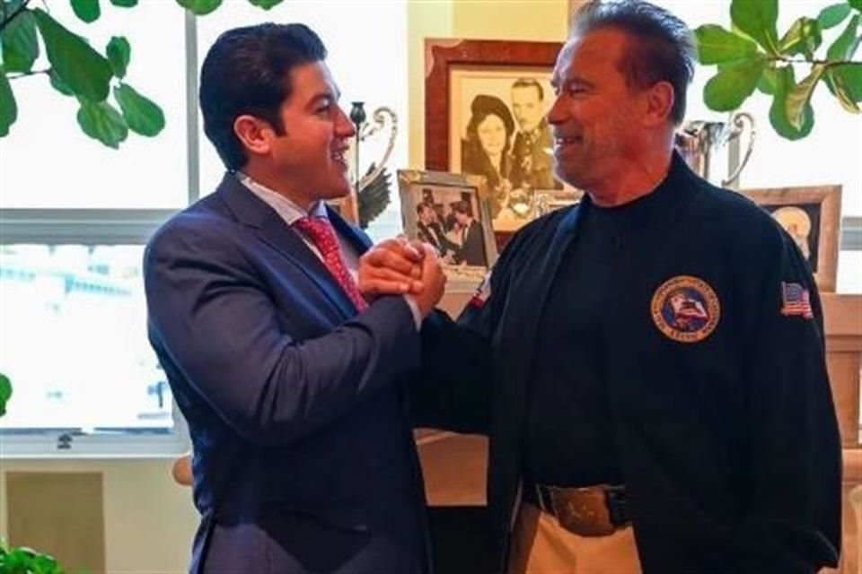El actor Arnold Schwarzenegger se reunió con el gobernador de Nuevo León, Samuel García, para hablar sobre temas ambientales.