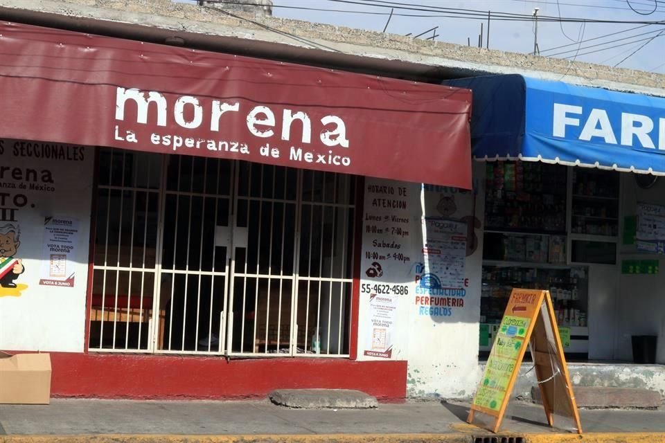 Vecinas de GAM acudieron a oficinas para reclamar a representantes de Morena los $200 que les prometieron a cambio de votar por Chuíguil.