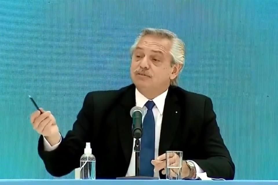 El Presidente argentino Alberto Fernández causó polémica tras una frase sobre los orígenes de los mexicanos, brasileños y argentinos.