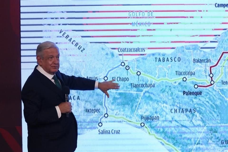 AMLO acusó que Grupo México quería 9 mil 500 mdp por permitir paso del Ferrocarril del Istmo de Tehuantepec y por eso recuperó concesión.