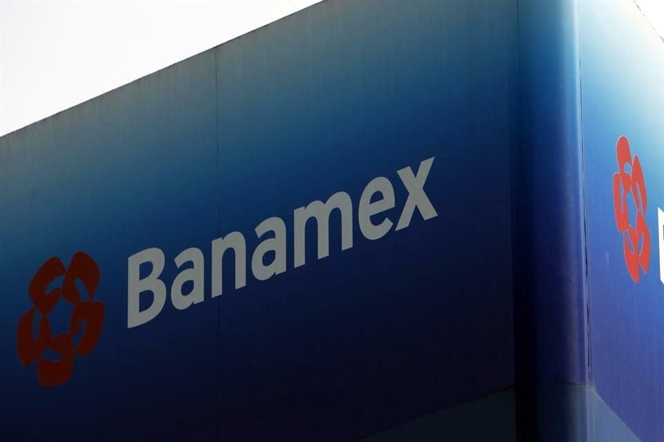 Esto, pese a que Citigroup decidió aplazar hasta el 2025 la venta de Banamex por medio de la bolsa de valores, y que fuera el mismo Gobierno mexicano quien insistió en comprarlo e incluso, valoraba combinarlo con el Banco del Bienestar.