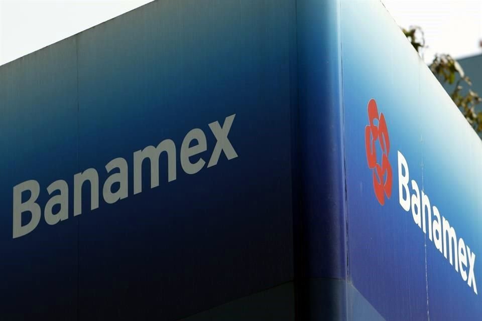 El funcionario de la Secretaría de Hacienda dijo que el Gobierno podría buscar una adquisición total o parcial de la unidad de consumo mexicana de Citigroup.