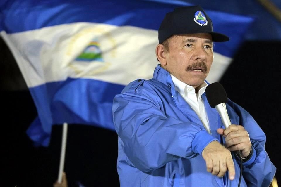 El régimen de Daniel Ortega ordenó congelar las cuentas bancarias de las diócesis de Nicaragua.