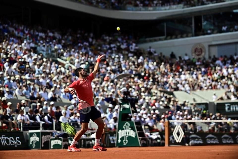 Novak Djokovic busca el 1 del ránking y el histórico título 23 de Grand Slam.